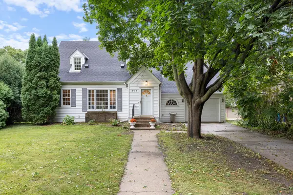 204 Angel Avenue Nw, Watertown, MN 55388