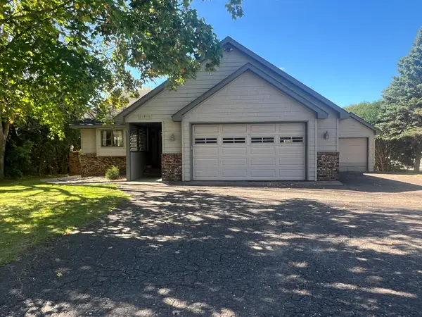 21990 Finley Court N, Forest Lake, MN 55025