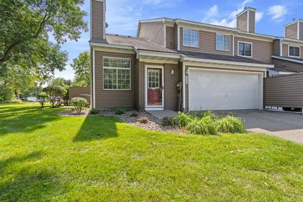 9923 Fillmore Street Ne, Blaine, MN 55434