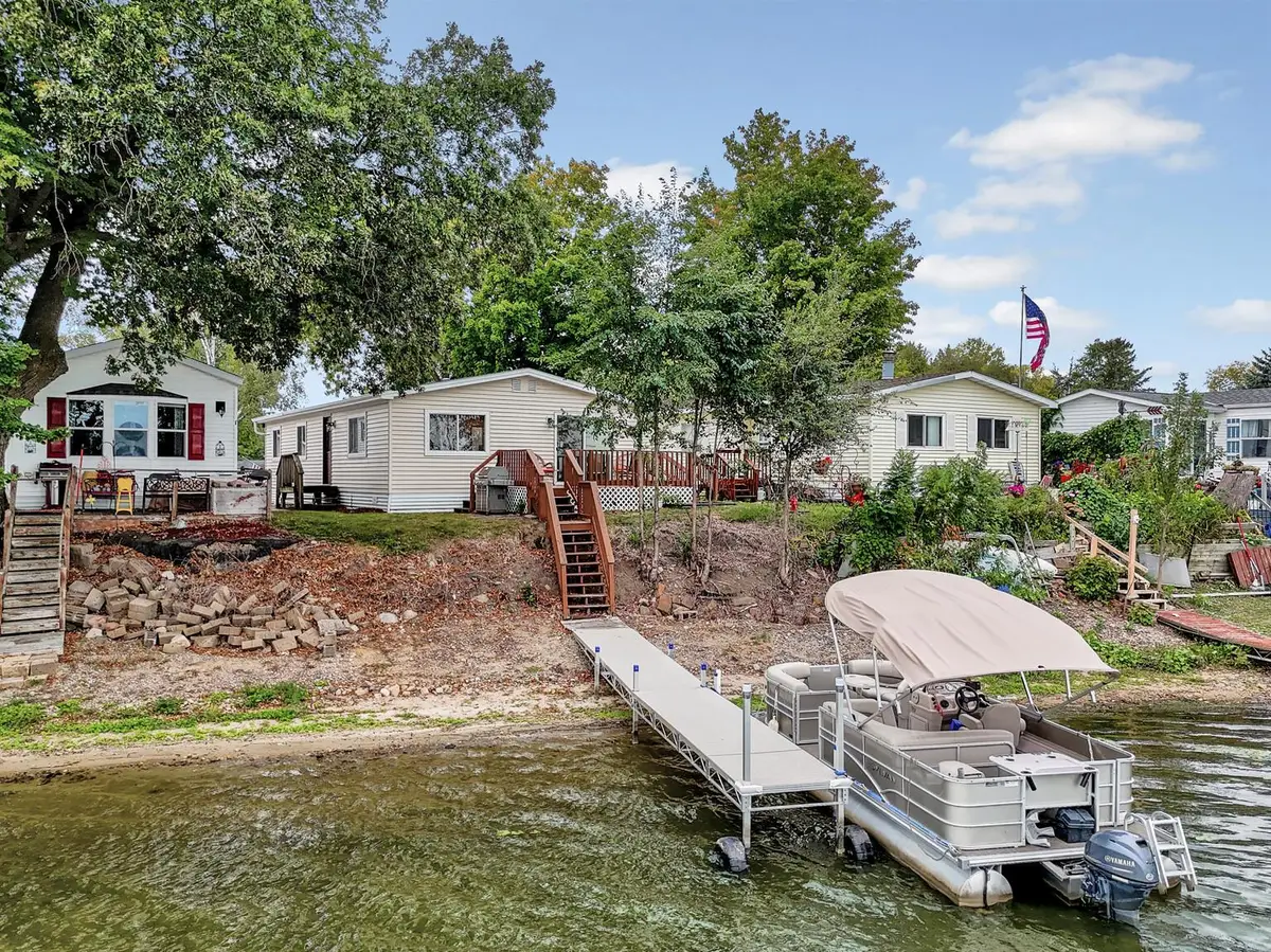 13100 318th Street #112, Lindstrom, MN 55045 - #1