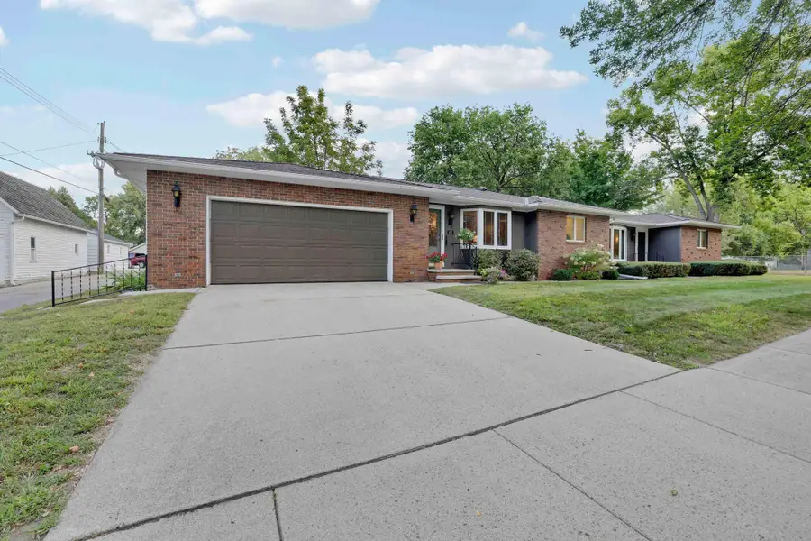 611 E Sheridan Avenue, Montevideo, MN 56265 - #3