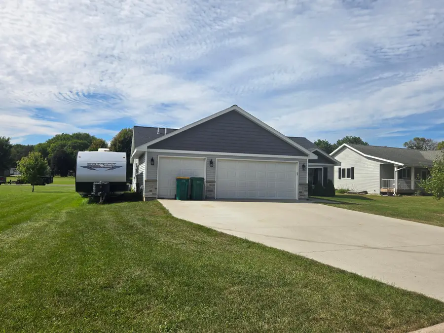 124 Kenna Drive, Le Sueur, MN 56058 - #3