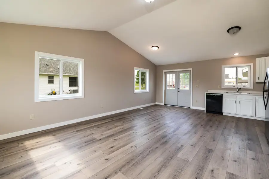 719 22nd Street S, Montevideo, MN 56265 - #3