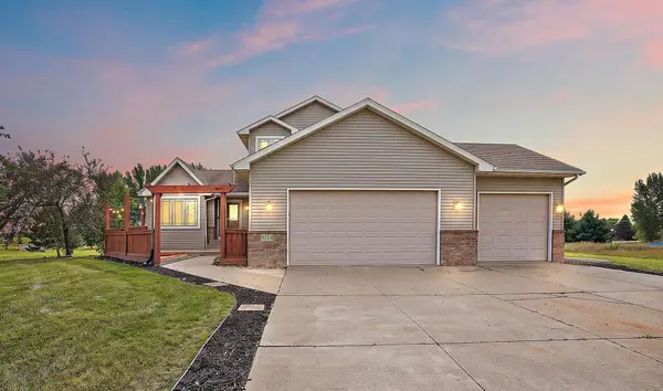 9114 190th Avenue Nw, Nowthen, MN 55330