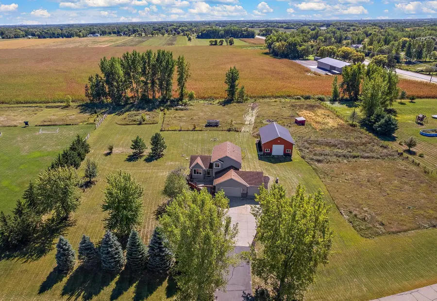 9114 190th Avenue Nw, Nowthen, MN 55330 - #2