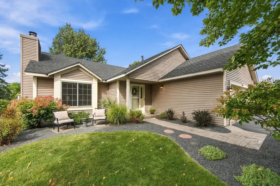 3875 Walnut Grove Lane N, Plymouth, MN 55446 - #3