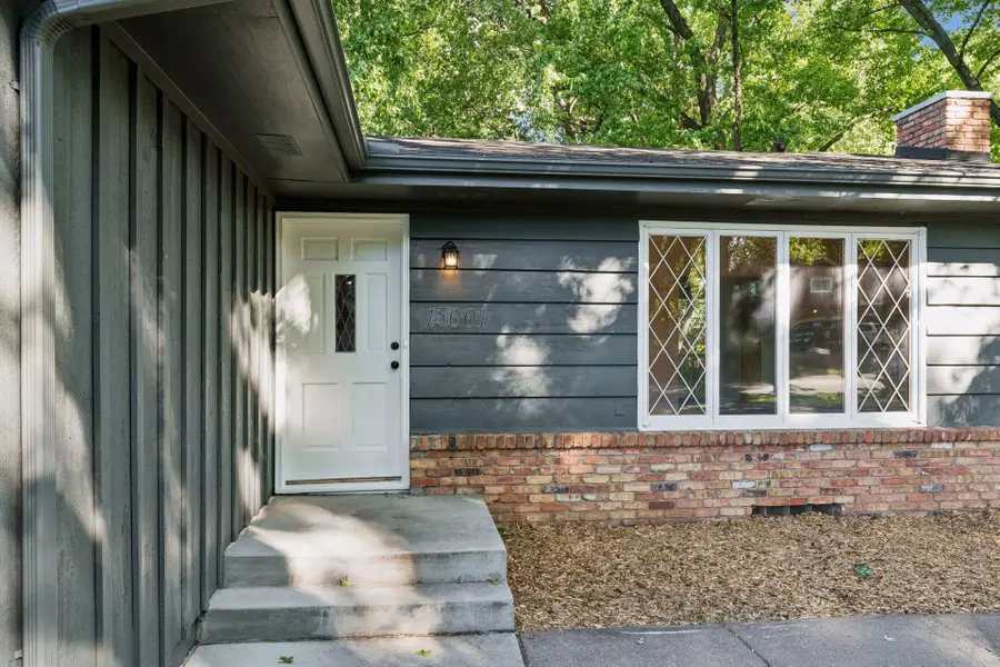 15001 Oakland Avenue S, Burnsville, MN 55306 - #2