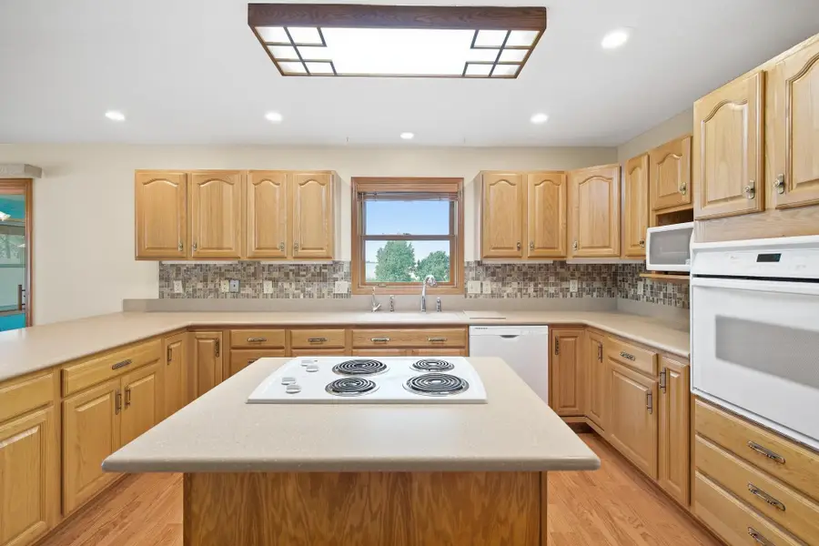 474 10th Avenue Sw, Wells, MN 56097 - #3