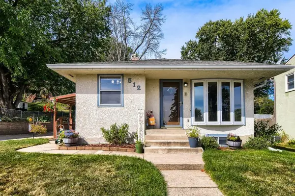 512 9th Avenue S, South Saint Paul, MN 55075
