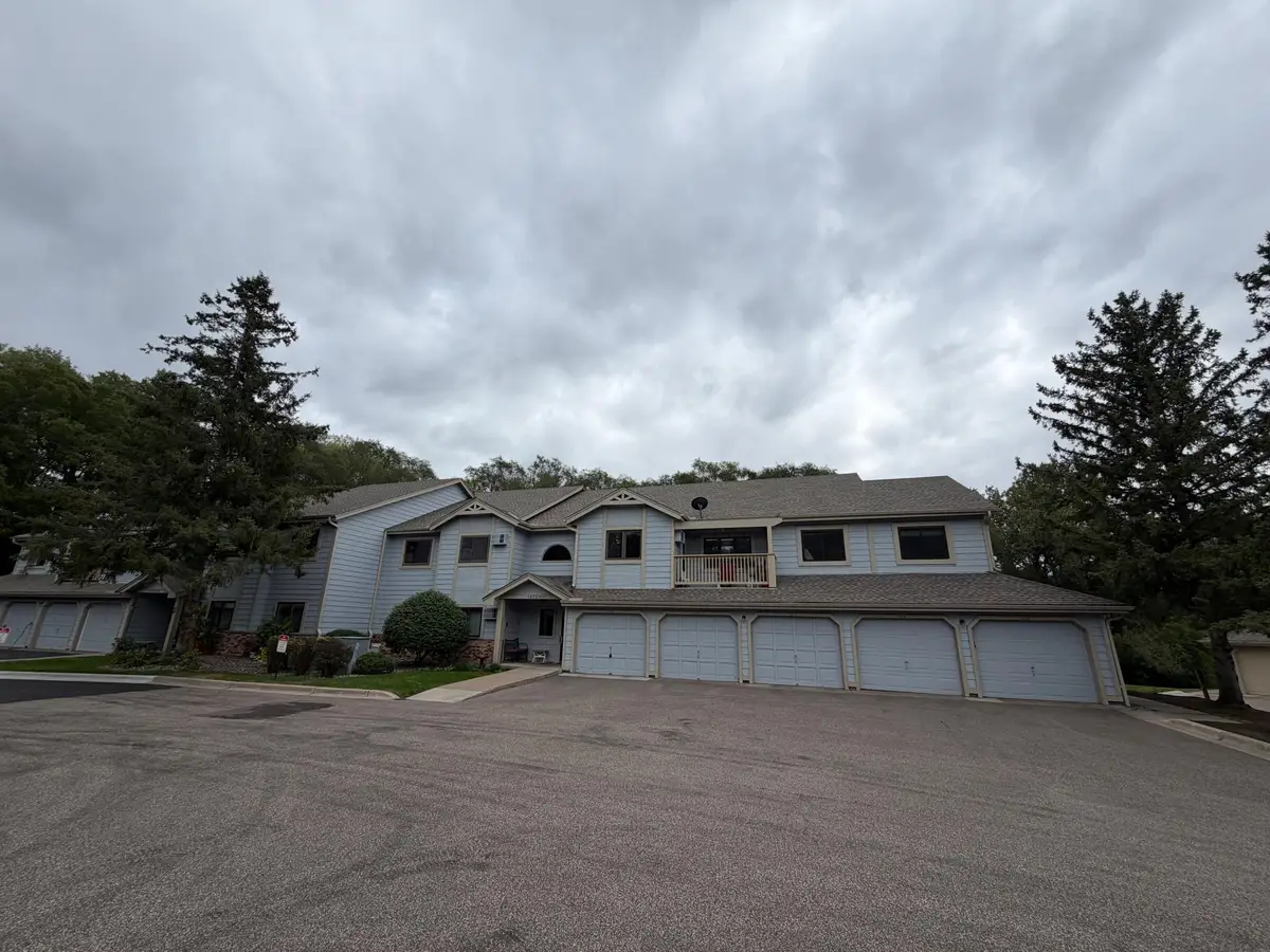 1570 Wheelock Lane #104, Saint Paul, MN 55117 - #1