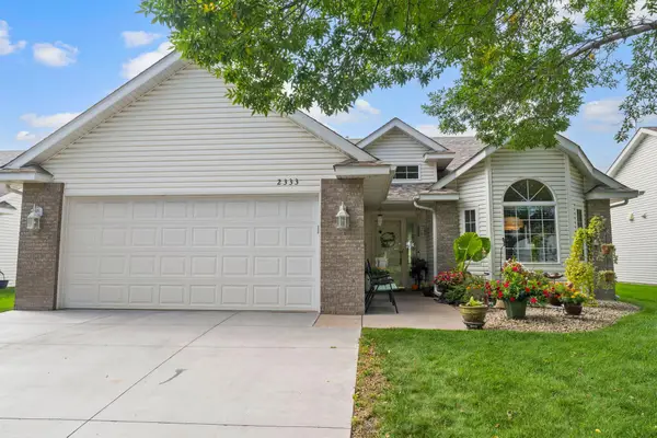 2333 Cleveland Lane S, Cambridge, MN 55008