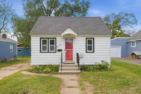 831 20th Avenue N, Saint Cloud, MN 56303