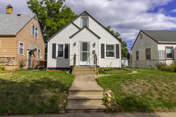 653 4th Avenue S, South Saint Paul, MN 55075