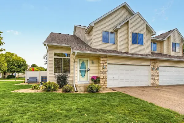 1665 Lexington Lane, Shakopee, MN 55379