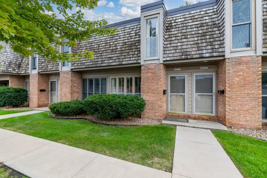 6377 Barrie Road, Edina, MN 55435 - #2