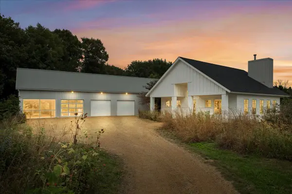 35294 382nd Street, Saint Peter, MN 56082