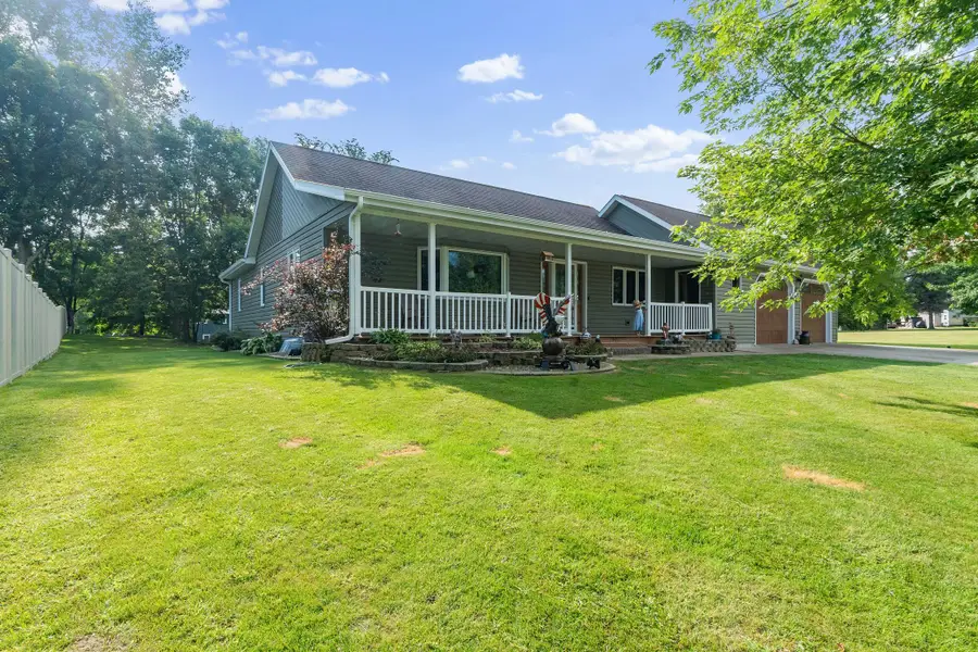 901 Geneva Drive, Alexandria, MN 56308 - #2
