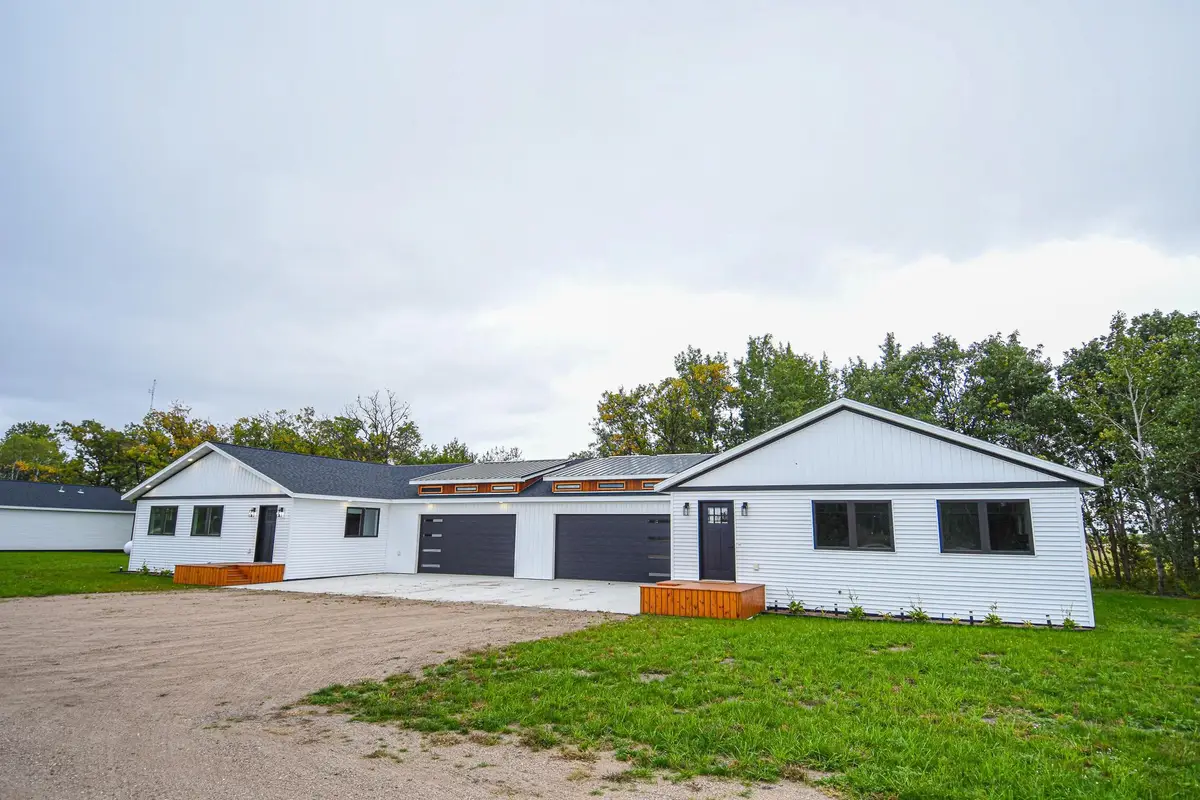 4363B State Hwy 11, Karlstad, MN 56732 - #1