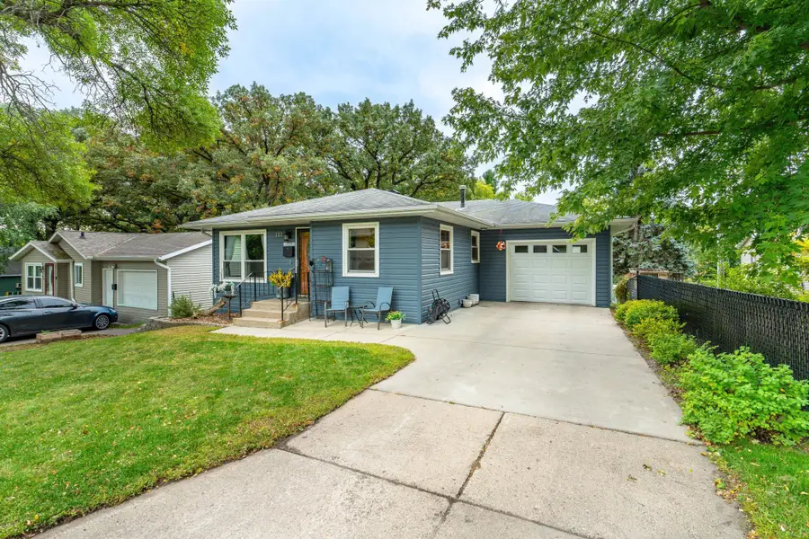 717 W Beech Avenue, Fergus Falls, MN 56537 - #2