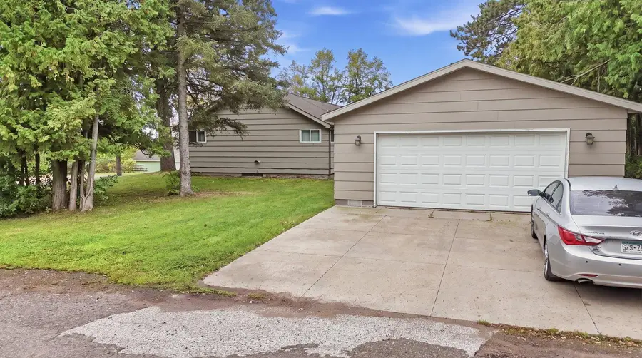 516 Grove Avenue, Moose Lake, MN 55767 - #3