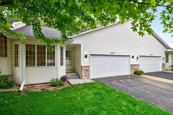 8002 Marsh Run Court, Rockford, MN 55373