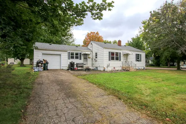 1327 Owen Avenue N, Glencoe, MN 55336