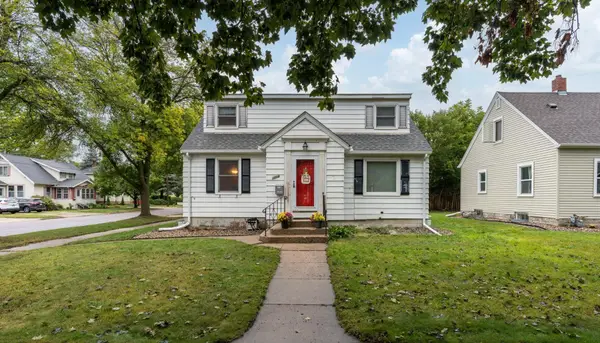 1204 N 4th Street, Mankato, MN 56001