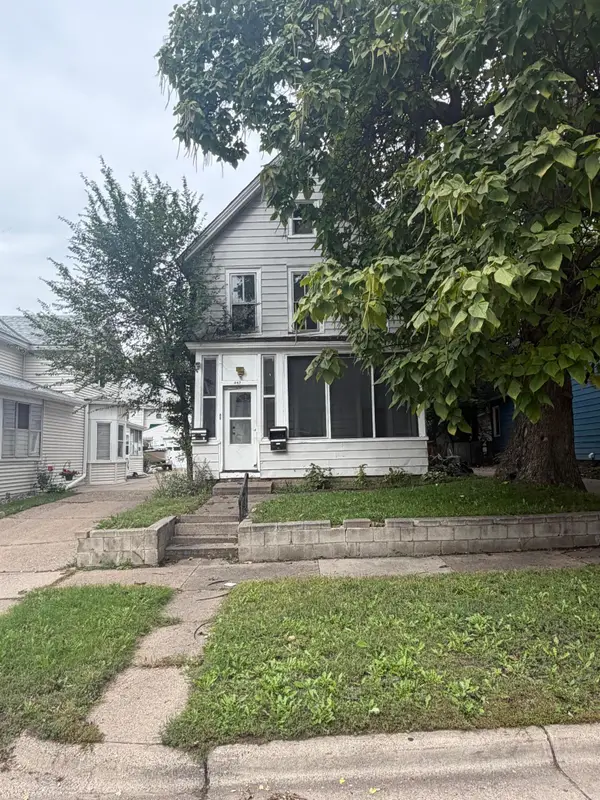467 Beaumont Street, Saint Paul, MN 55130