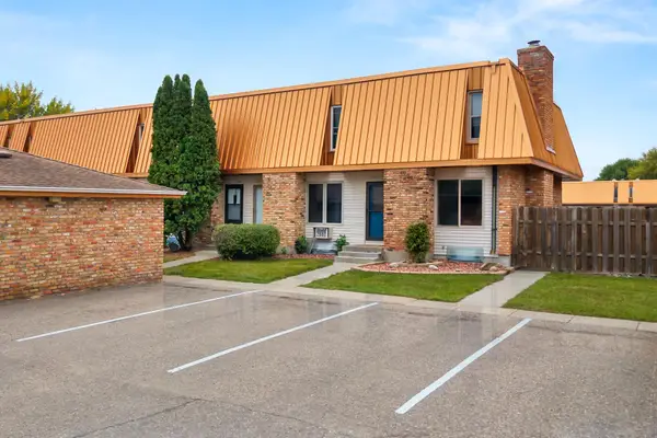338 13th Avenue E, West Fargo, ND 58078
