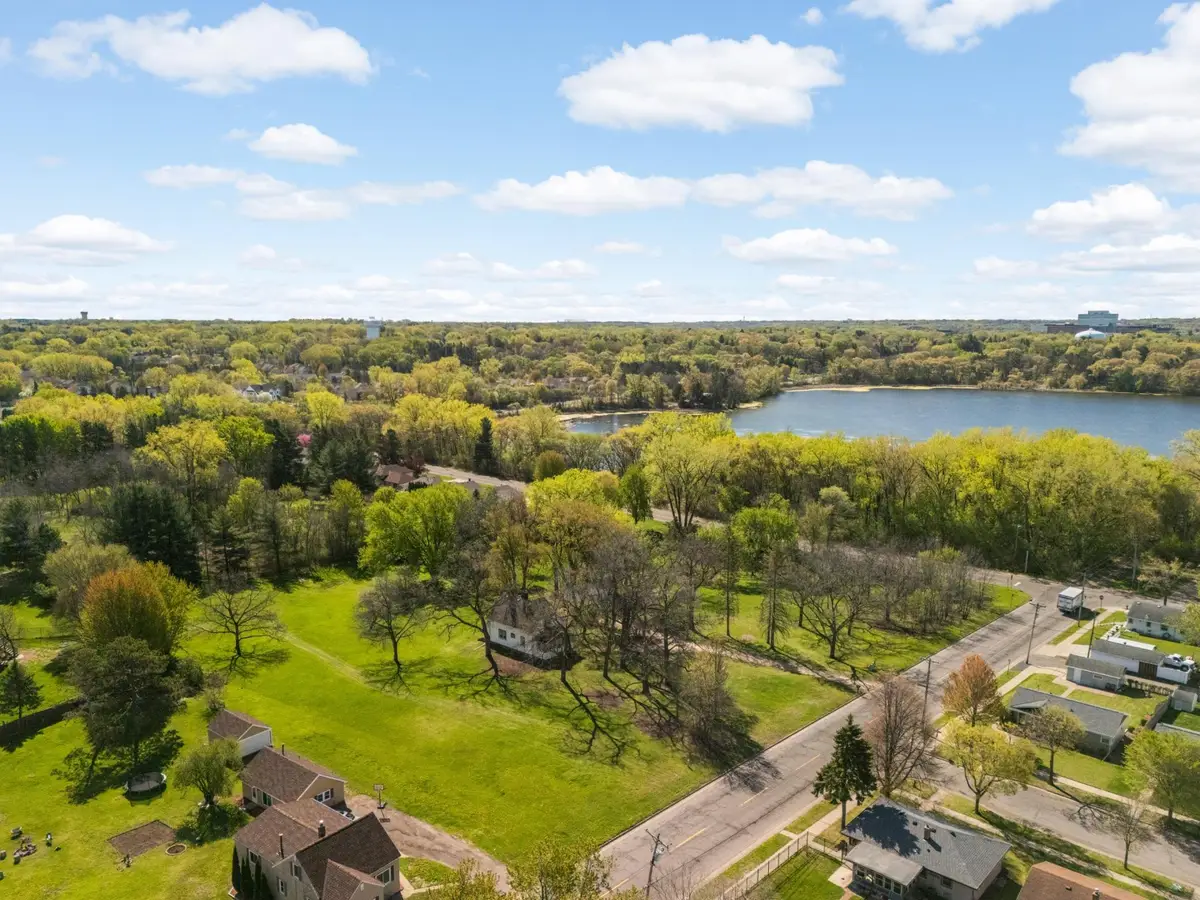 1240 Mcknight Road N, Saint Paul, MN 55119 - #1