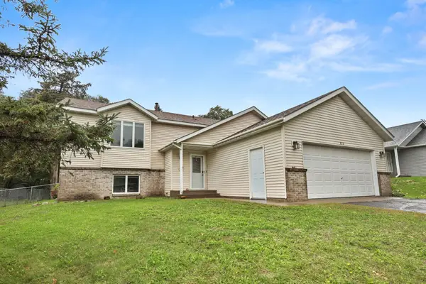 813 7th Avenue N, Sauk Rapids, MN 56379