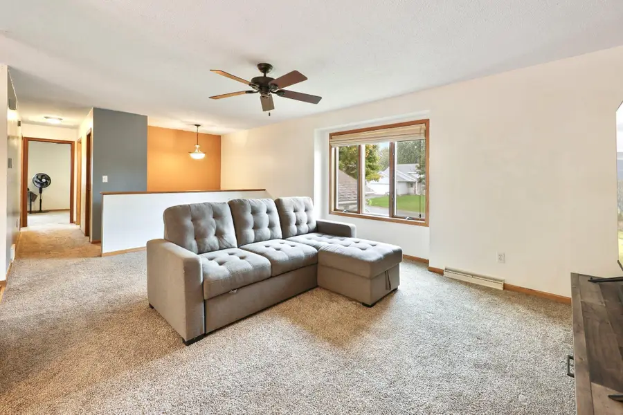 813 7th Avenue N, Sauk Rapids, MN 56379 - #3