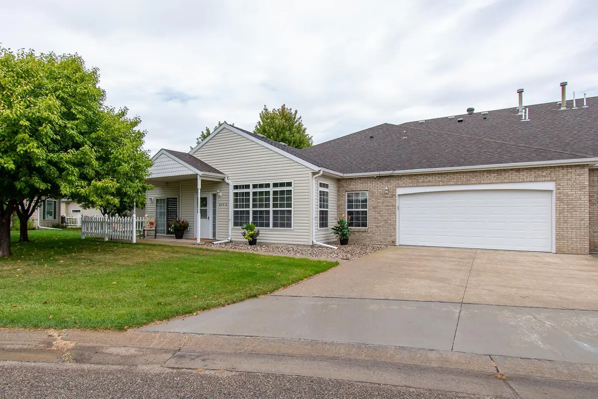 5319 University Drive S #B, Fargo, ND 58104 - #1