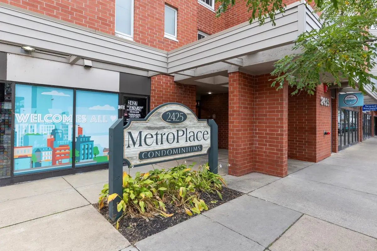 2425 E Franklin Avenue #205, Minneapolis, MN 55406 - #1
