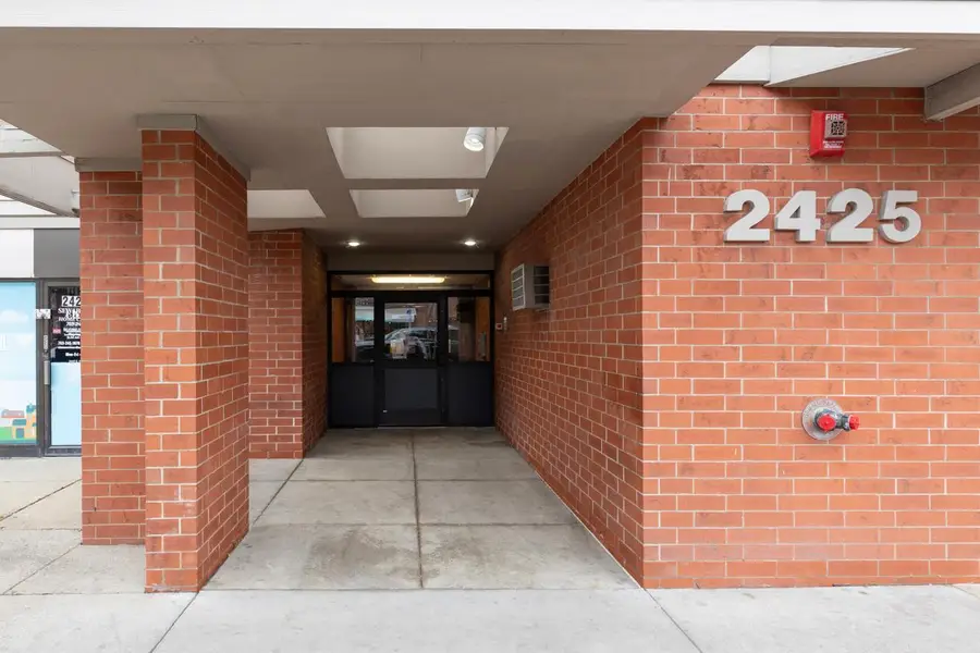 2425 E Franklin Avenue #205, Minneapolis, MN 55406 - #2