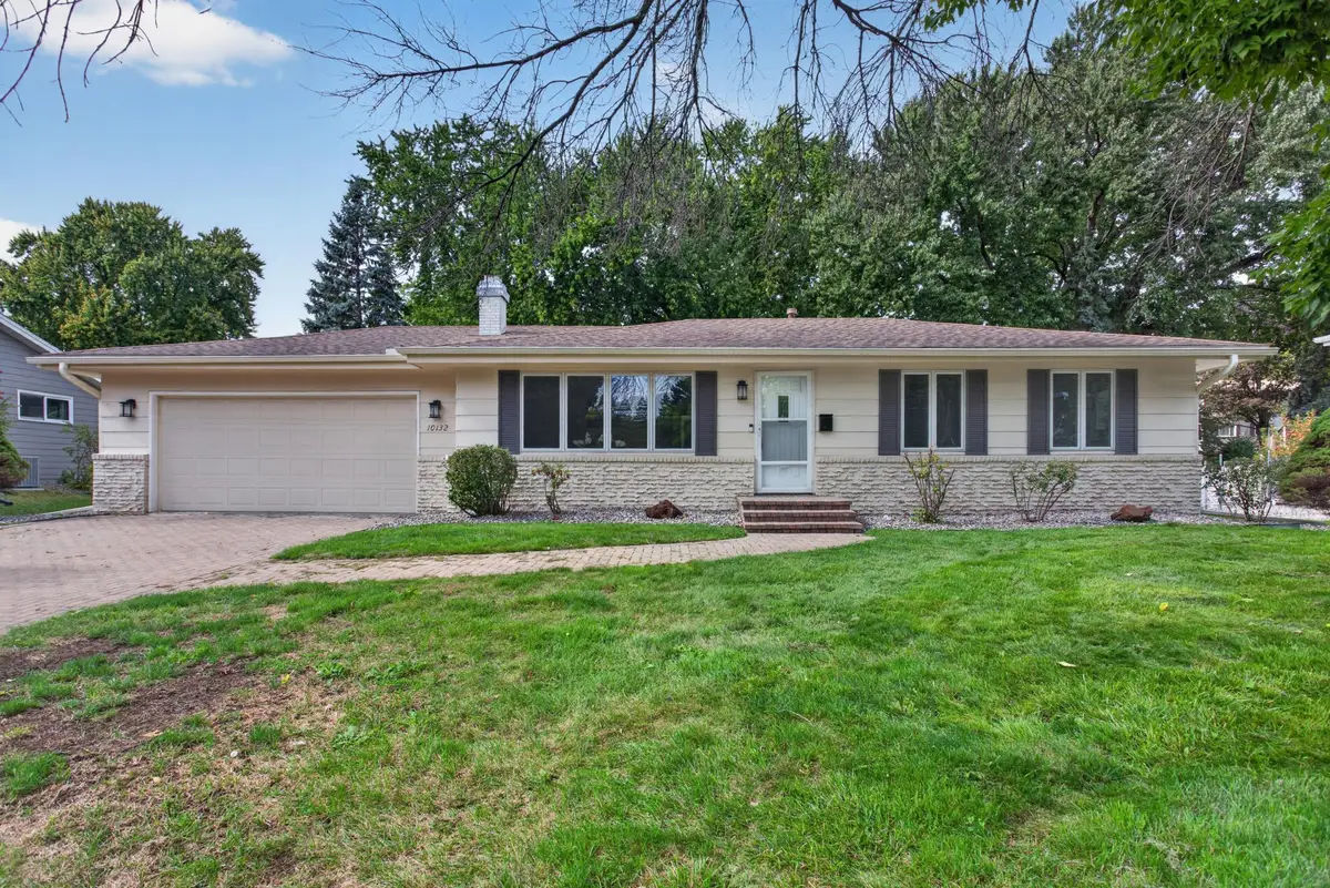 10132 Johnson Avenue S, Bloomington, MN 55437 - #1