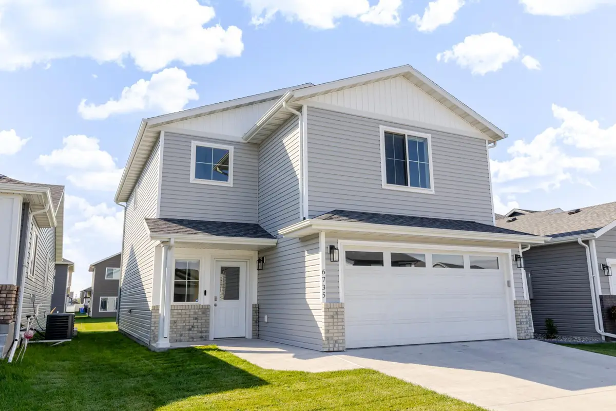6735 Meadow View Drive S, Fargo, ND 58104 - #1