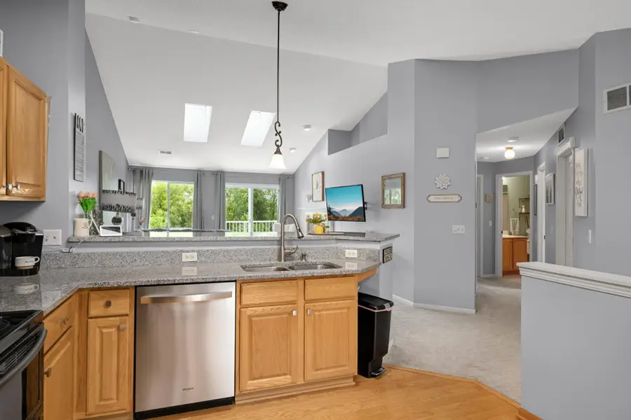 2161 Cool Stream Circle, Eagan, MN 55122 - #2