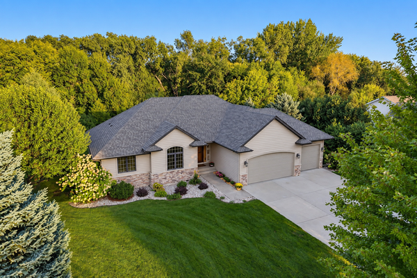 44229 Willow Road, Saint Peter, MN 56082