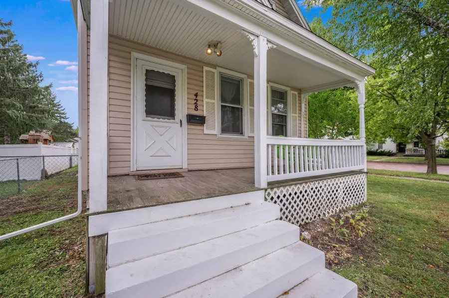 428 W Broadway Avenue, Saint Peter, MN 56082 - #2