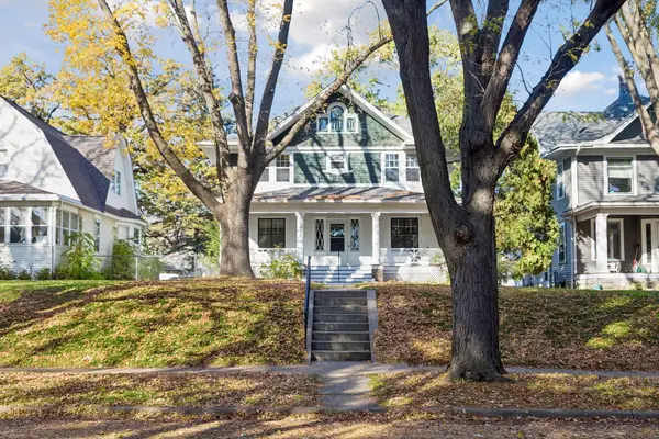 2073 Carroll Avenue, Saint Paul, MN 55104