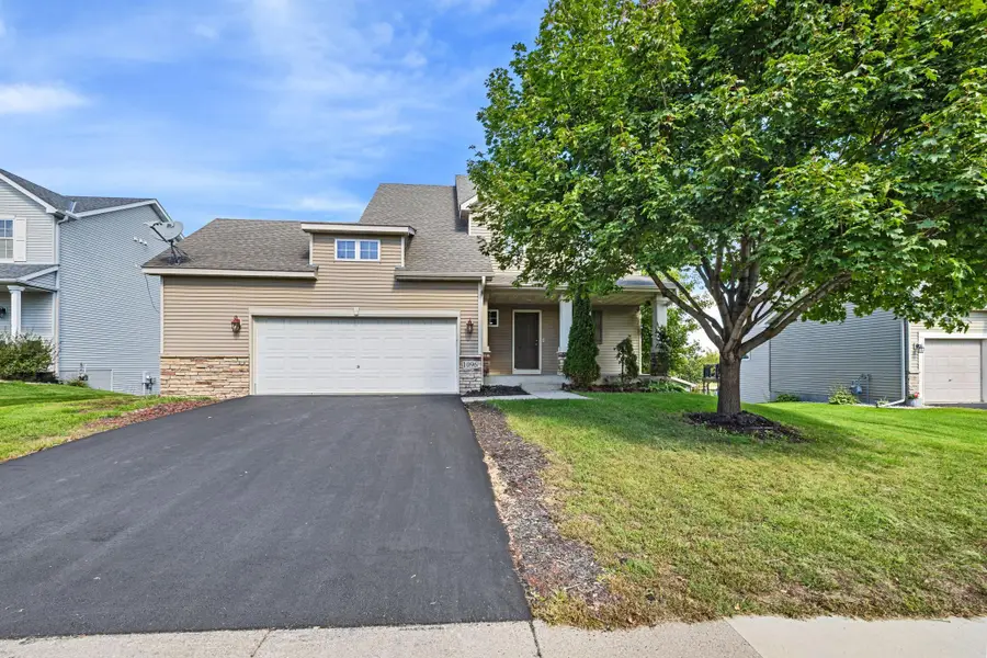 1096 Danube Avenue, Shakopee, MN 55379 - #2