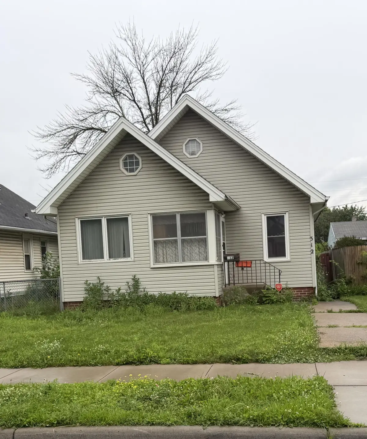 312 5th Avenue S, South Saint Paul, MN 55075 - #1