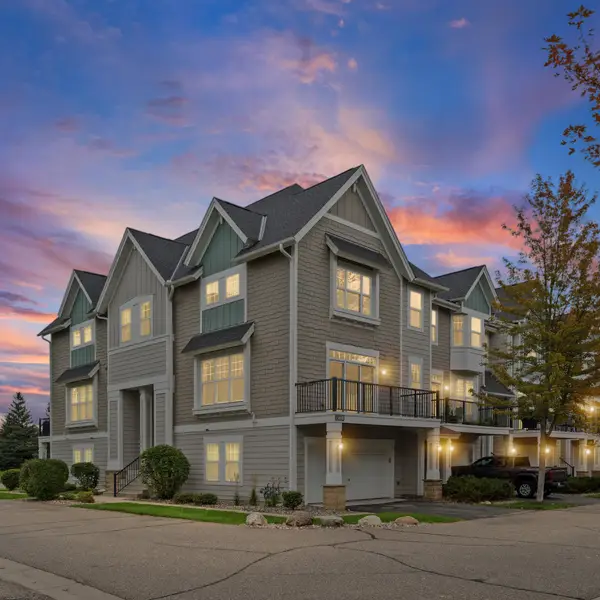 15610 Early Bird Circle #210, Apple Valley, MN 55124