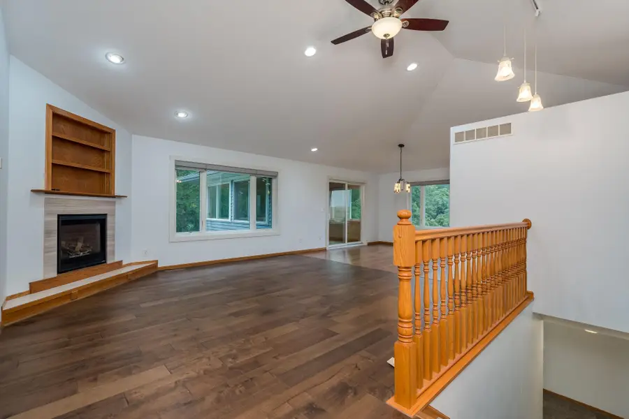 102 Loraine Drive, Lake Crystal, MN 56055 - #3