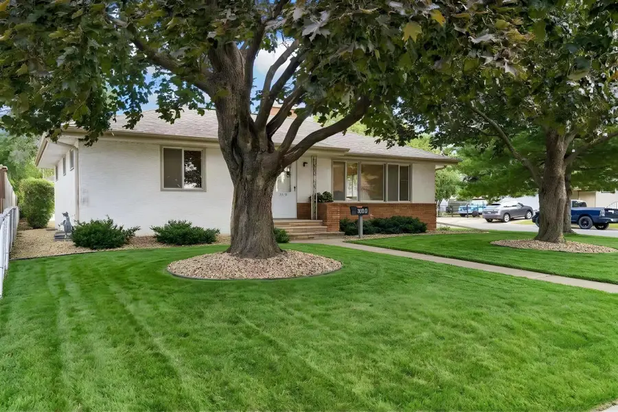 202 Ash Street W, South Saint Paul, MN 55075 - #2