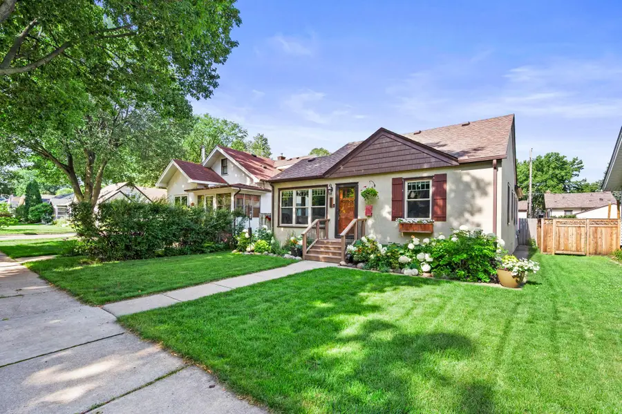 2704 Garfield Street Ne, Minneapolis, MN 55418 - #3