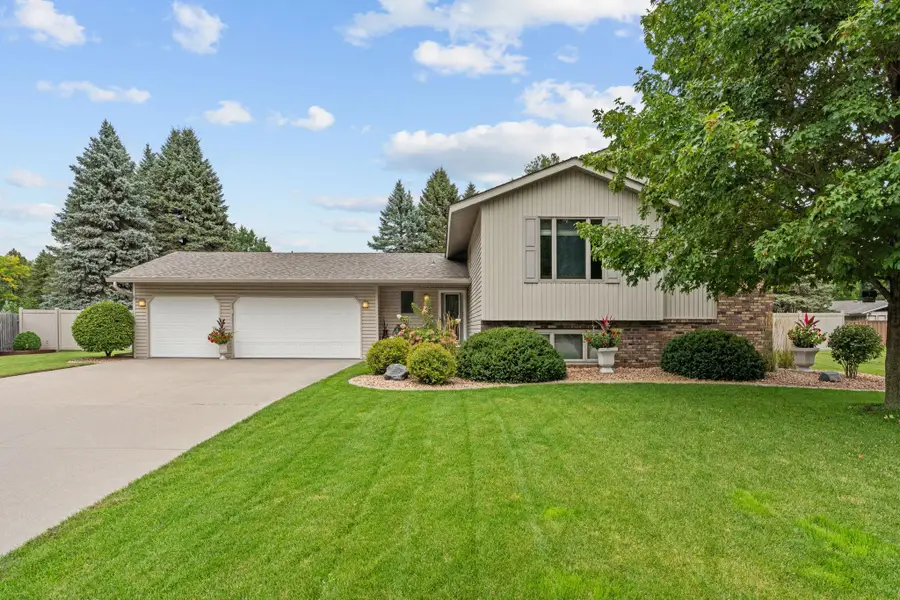 4760 Larson Road, Saint Paul, MN 55126 - #2