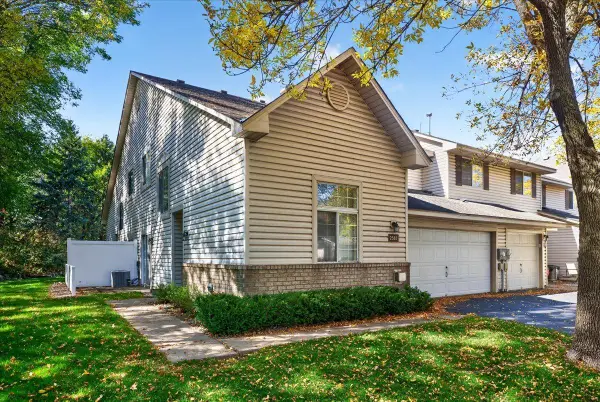 2583 Lockwood Drive, Eagan, MN 55120