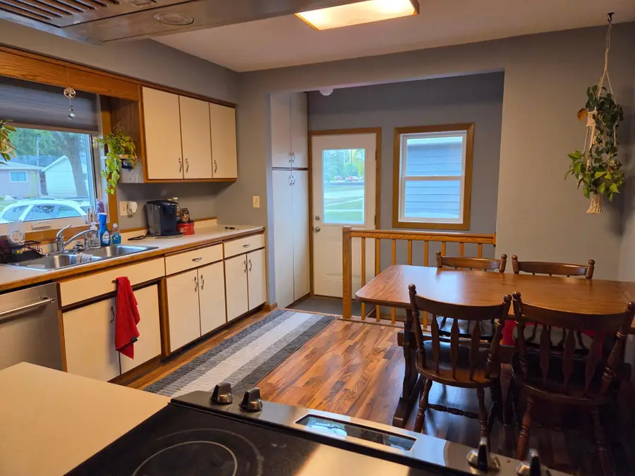 1445 18th Street S, Fargo, ND 58103 - #2
